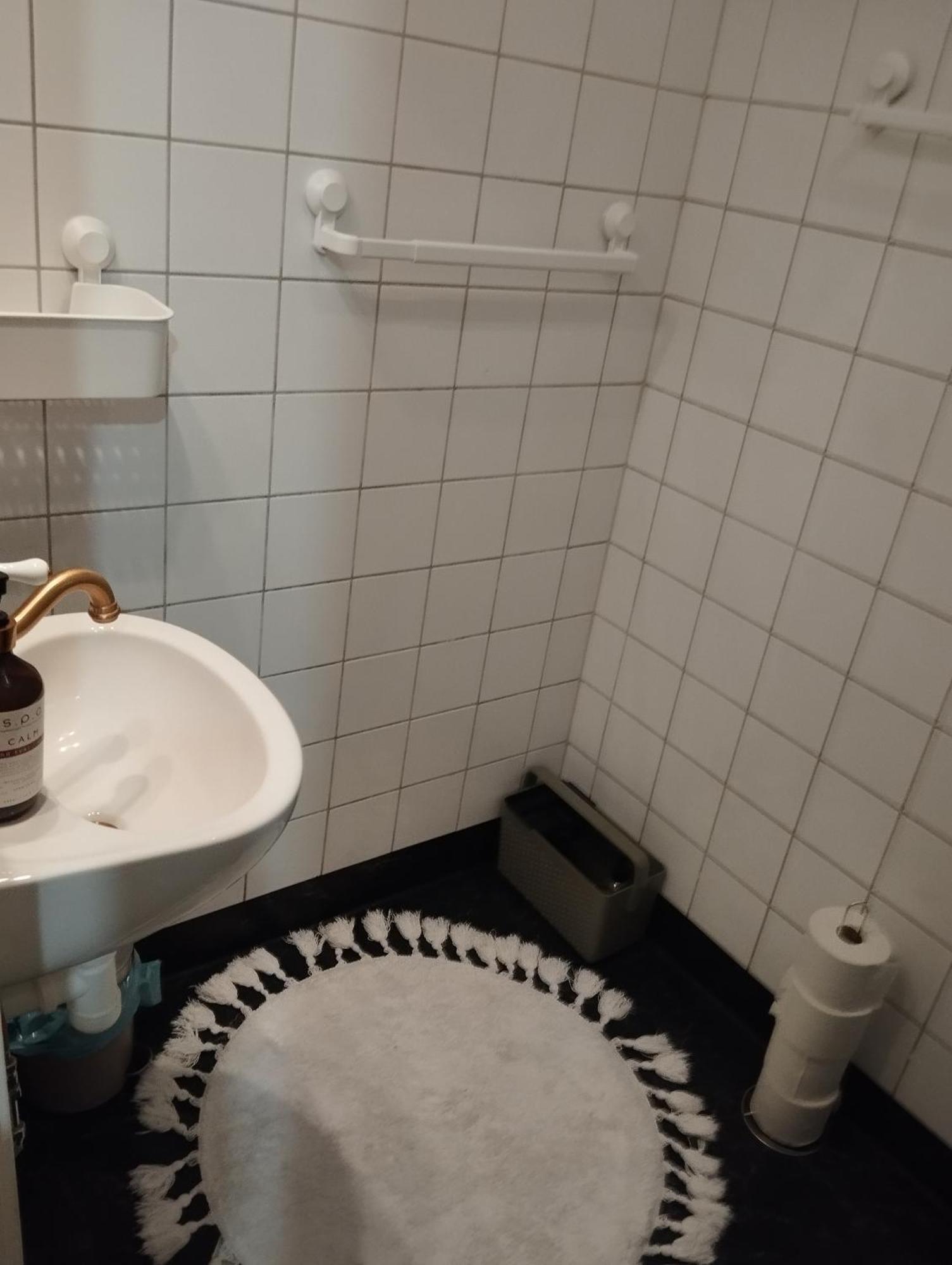 Centrala Stan- 2-Rums Gaestsvit, Perfekt Foer Kollegor Som Oenskar Separata Rum Umeå Eksteriør billede